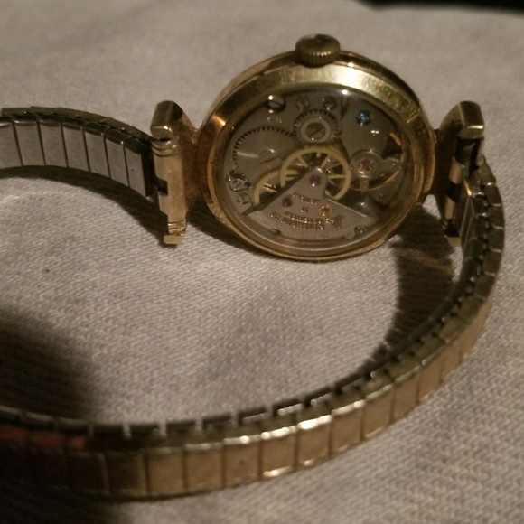 Vintage women's gold borel watch - Picture 2 of 3
